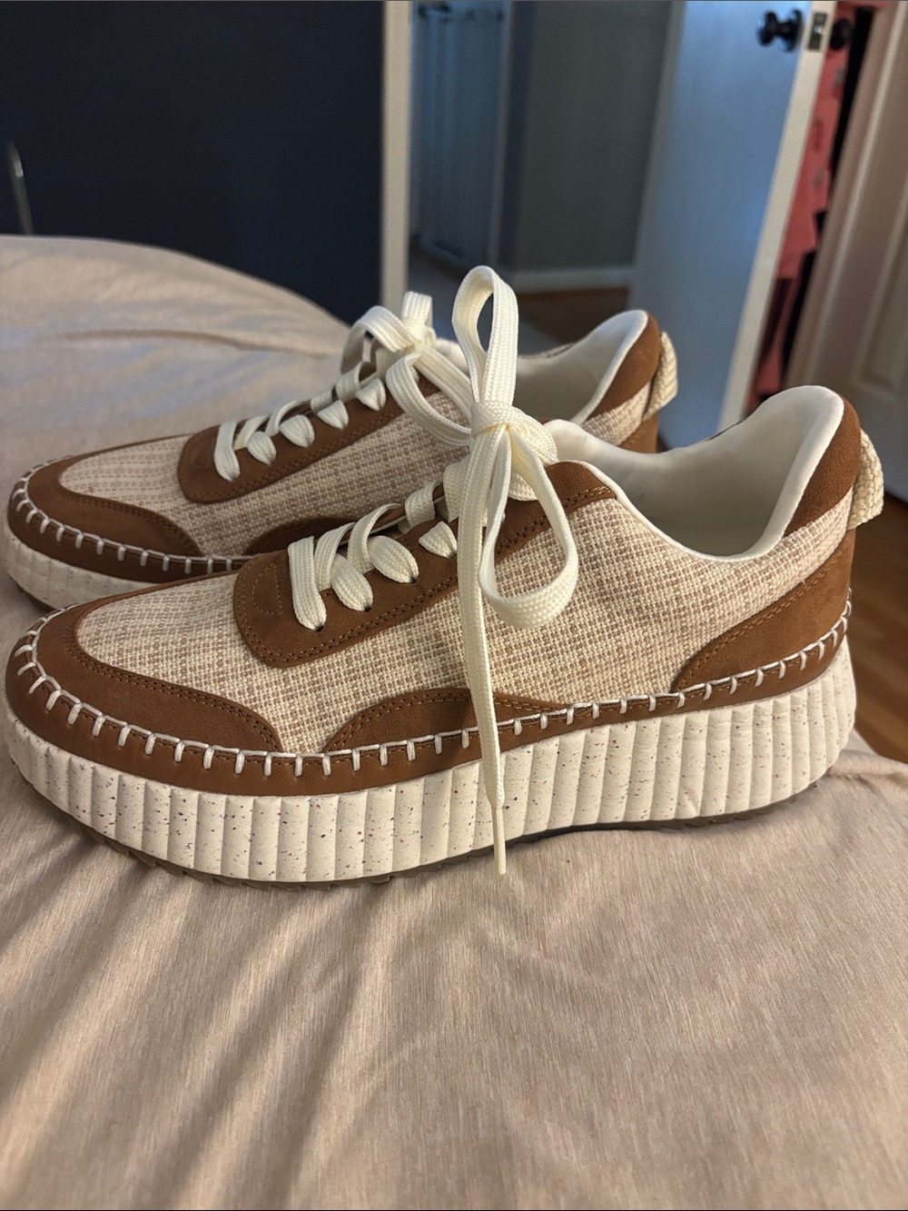 Universal Thread Cream & Brown Platform Sneakers
